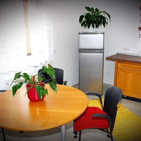 Hotel Ambiente Solutions *