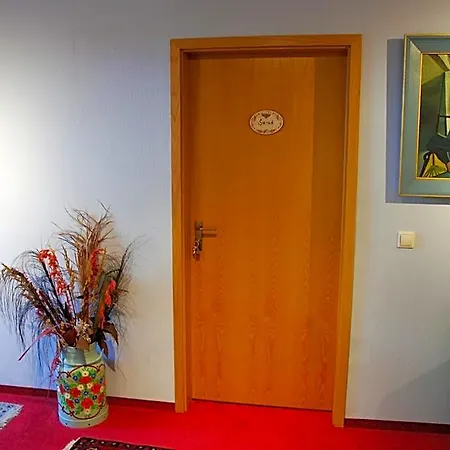 Ambiente Solutions Отель *